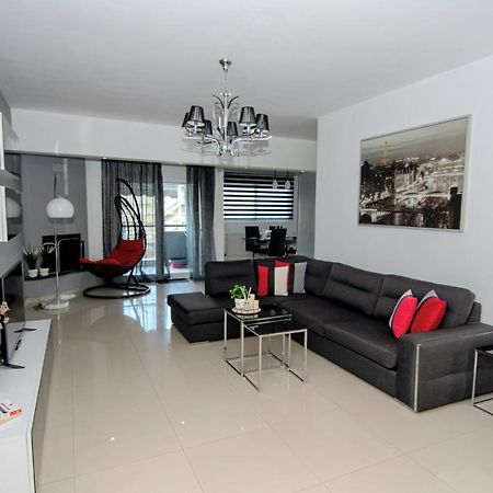 Mistral Luxury Living Aparthotel Néa Péramos Exterior foto